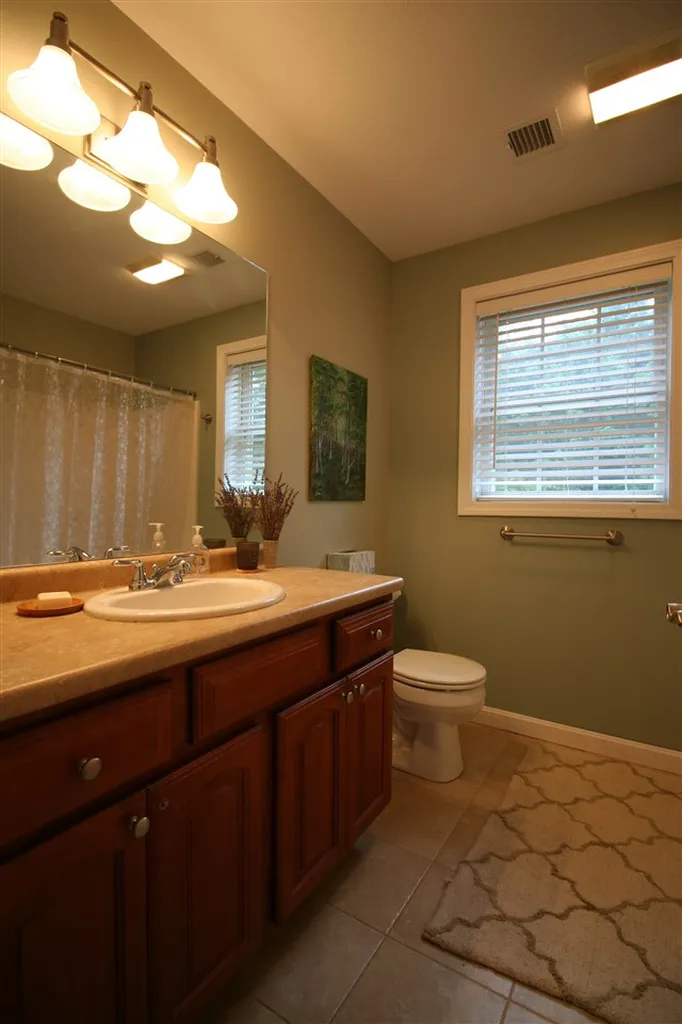 175 Oak Hill Road Barrington NH 03825