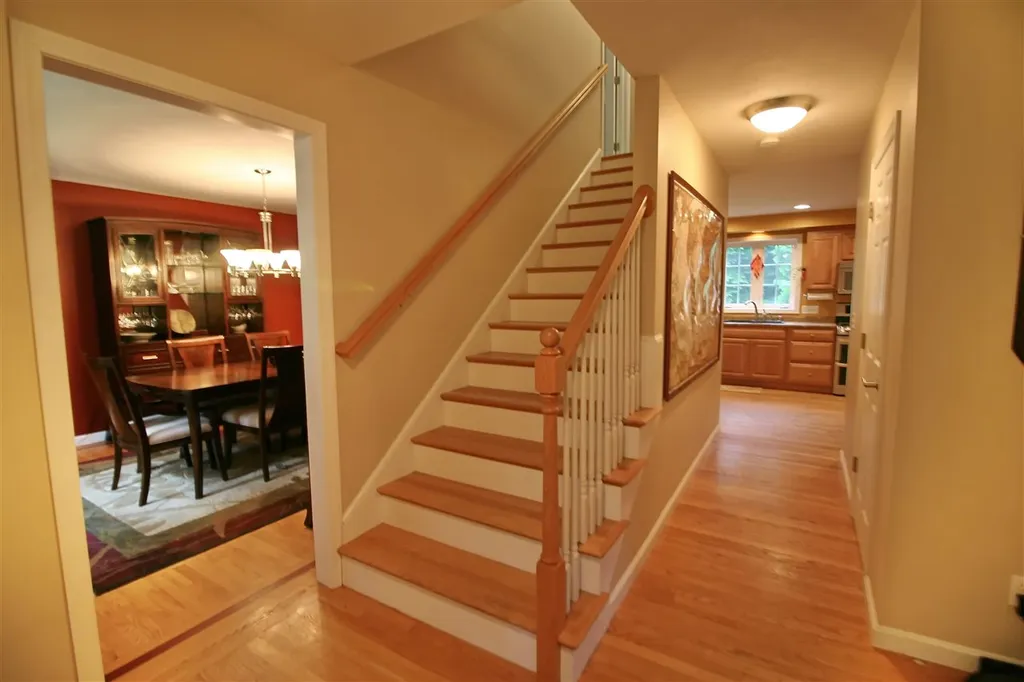 175 Oak Hill Road Barrington NH 03825