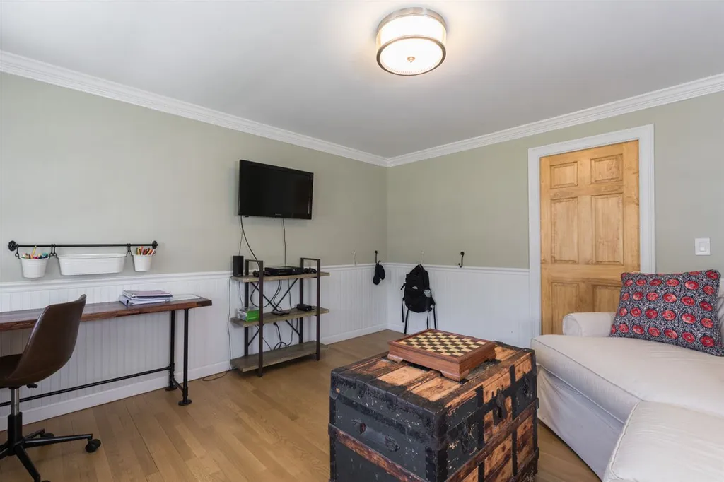19 Baldwin Way Dover NH 03820