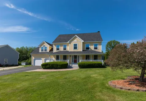 19 Baldwin Way Dover NH 03820