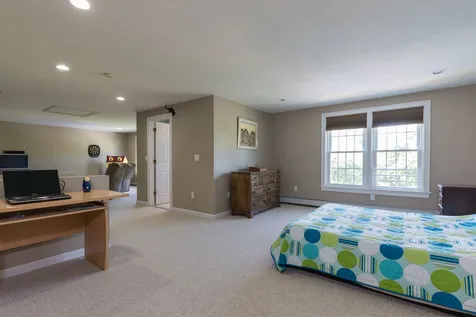 19 Baldwin Way Dover NH 03820
