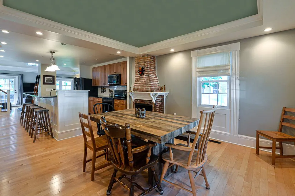 21 Pleasant Street Somersworth NH 03878