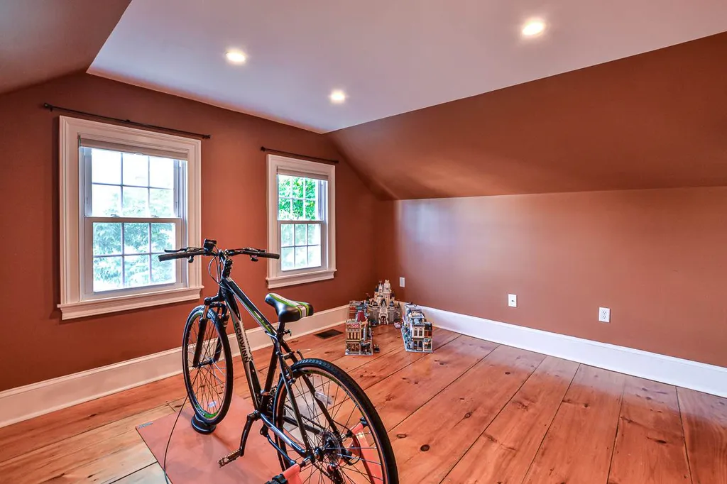 21 Pleasant Street Somersworth NH 03878