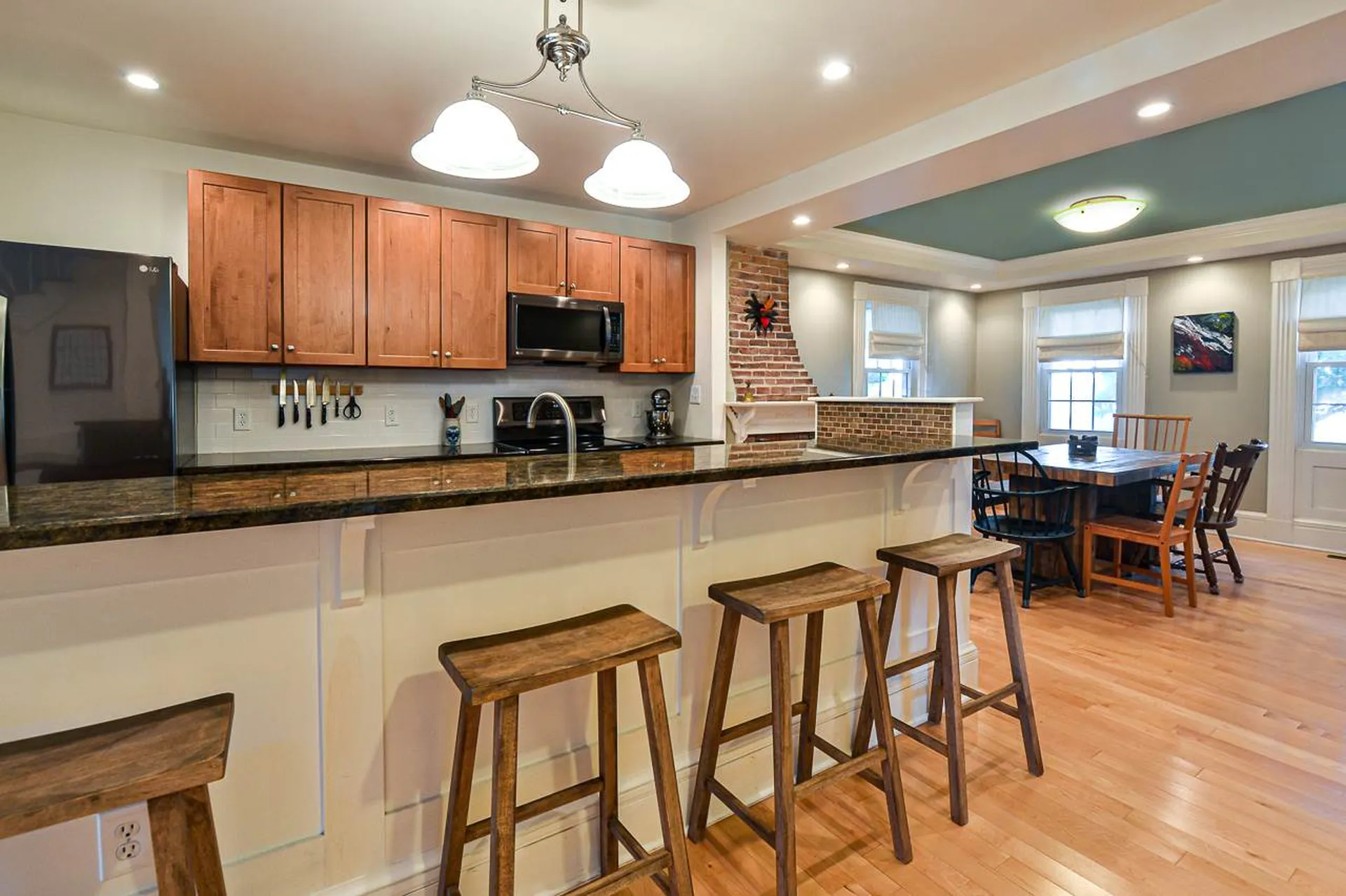 21 Pleasant Street Somersworth NH 03878