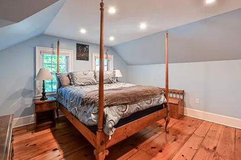 21 Pleasant Street Somersworth NH 03878