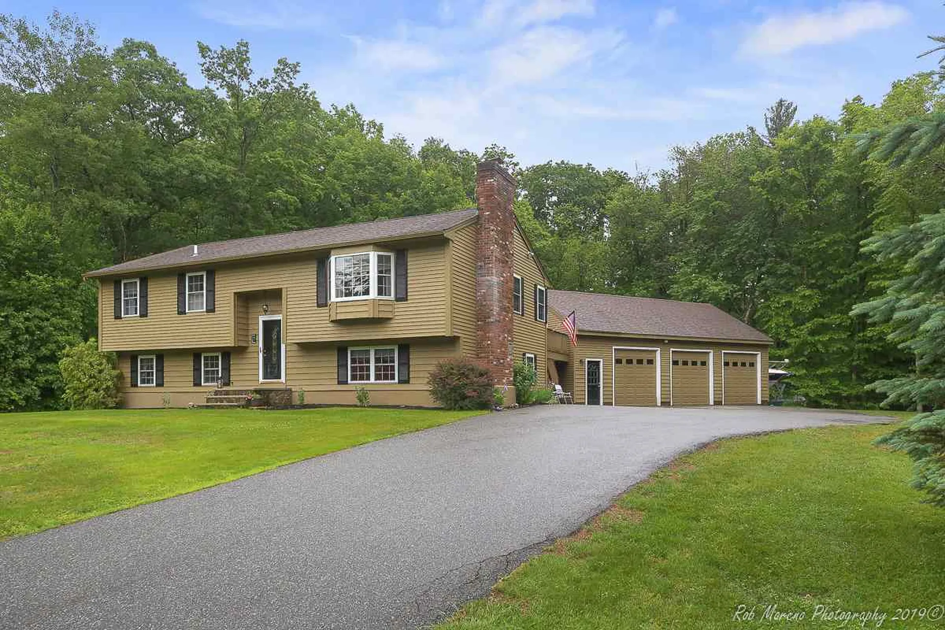 6 Falcon Drive Pelham NH 03076
