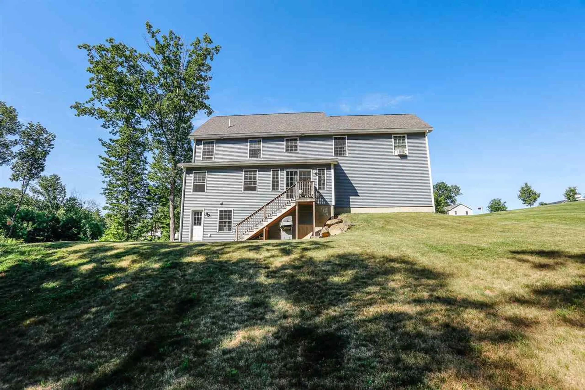 11 Cortland Drive Epping NH 03042