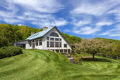 25 Coutu Court Tunbridge VT 05077