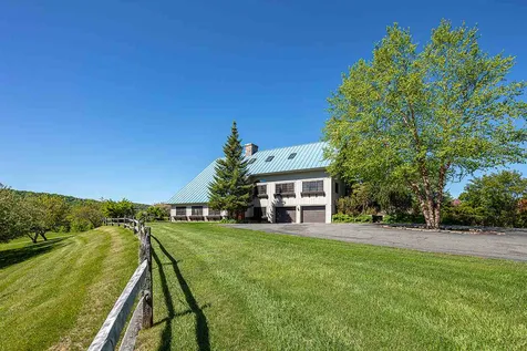 25 Coutu Court Tunbridge VT 05077