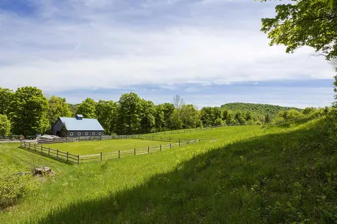 25 Coutu Court Tunbridge VT 05077