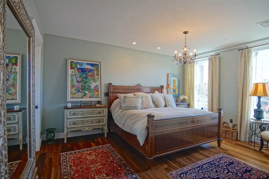 233 Vaughan Street Portsmouth NH 03801
