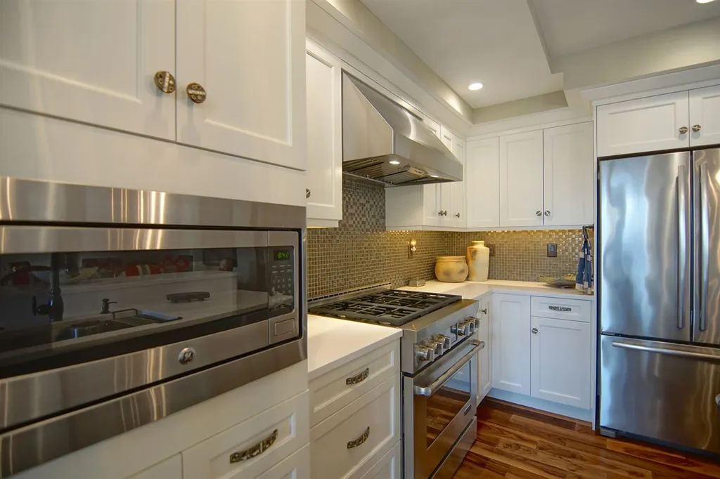 233 Vaughan Street Portsmouth NH 03801