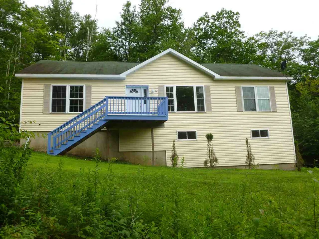 22 Buck Lane Gilmanton NH 03237