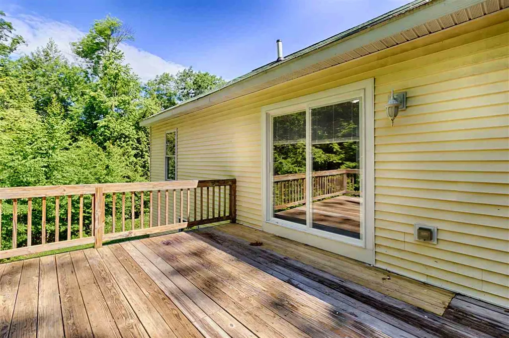 22 Buck Lane Gilmanton NH 03237