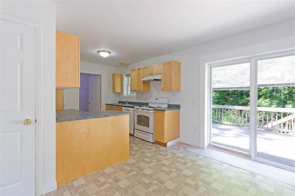22 Buck Lane Gilmanton NH 03237