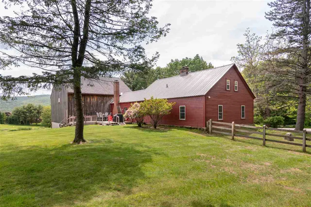 73 Schoolhouse Hill Road Gilford NH 03249