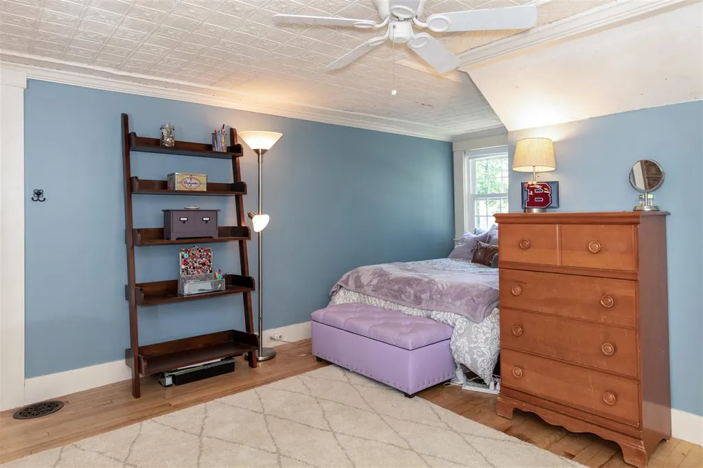 73 Schoolhouse Hill Road Gilford NH 03249