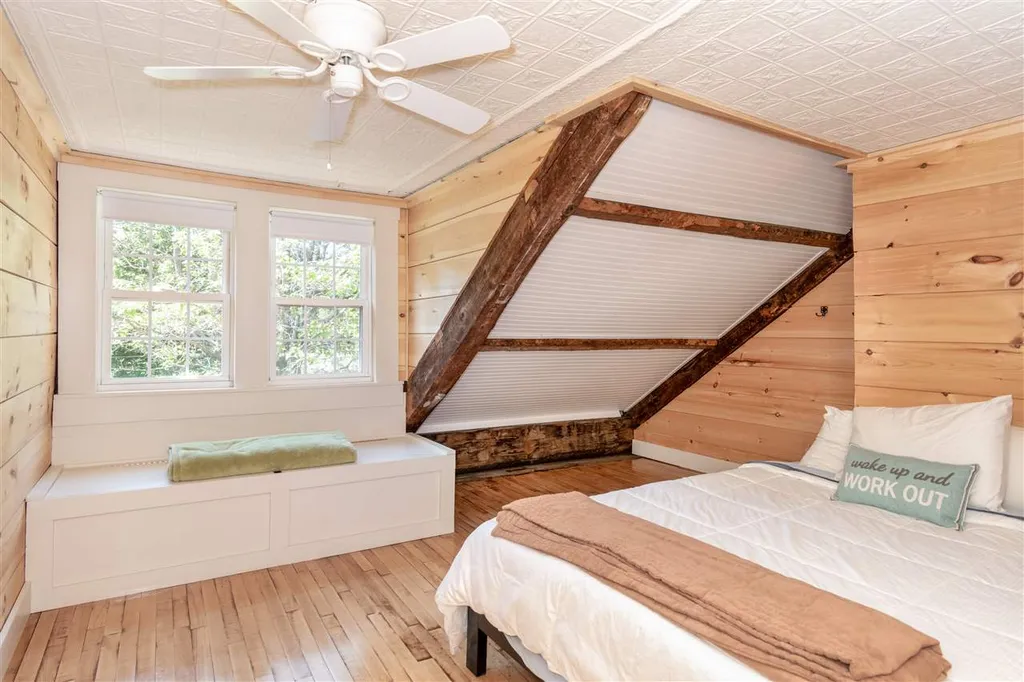 73 Schoolhouse Hill Road Gilford NH 03249