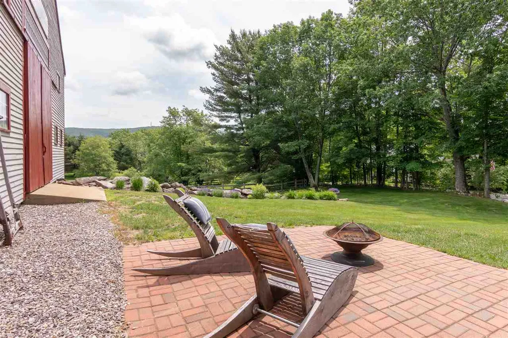 73 Schoolhouse Hill Road Gilford NH 03249