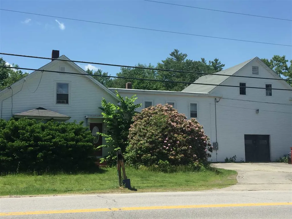 303 Washington Street Barrington NH 03825