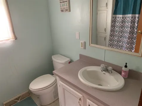 19 Ridgewood Place Plymouth NH 03264