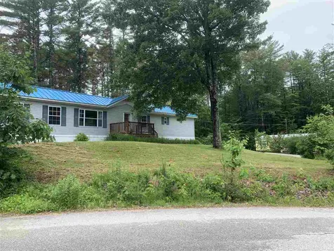 19 Ridgewood Place Plymouth NH 03264