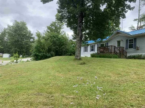 19 Ridgewood Place Plymouth NH 03264