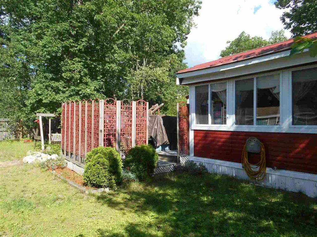 8 Nottingwood Lane Merrimack NH 03054