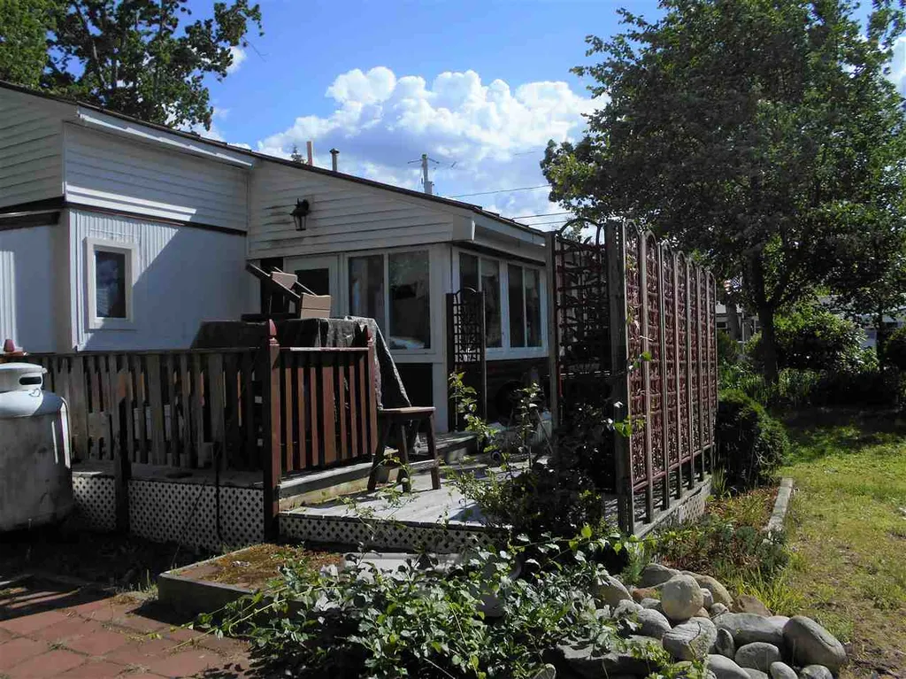 8 Nottingwood Lane Merrimack NH 03054