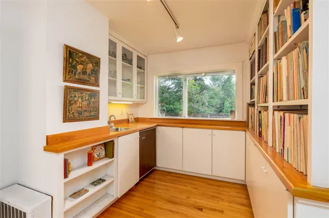 11 Taber Hill Road Stowe VT 05672