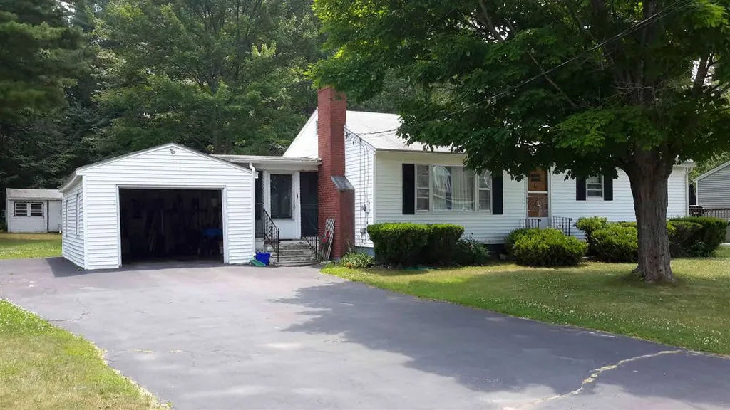 35 Crawford Avenue Exeter NH 03833