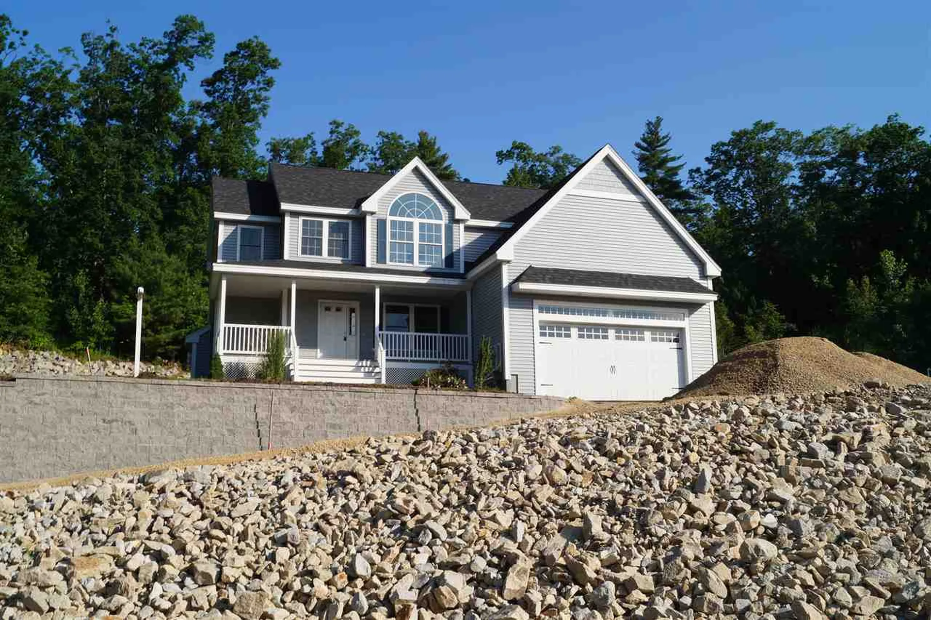 132 Wyndridge Circle Pelham NH 03076