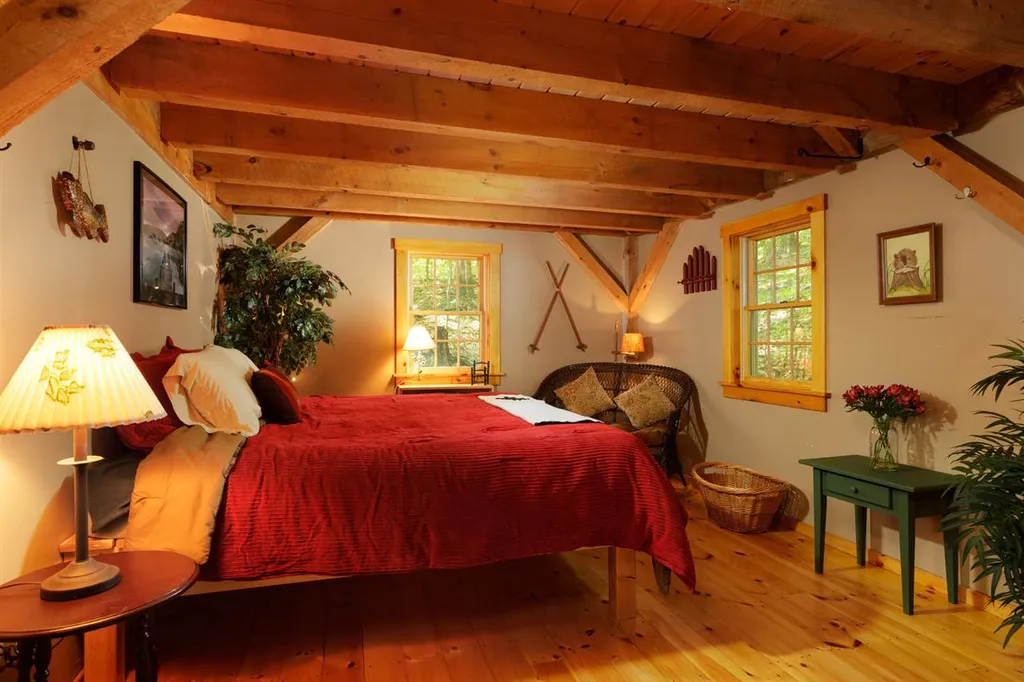100 West Cove Road Brookfield NH 03872