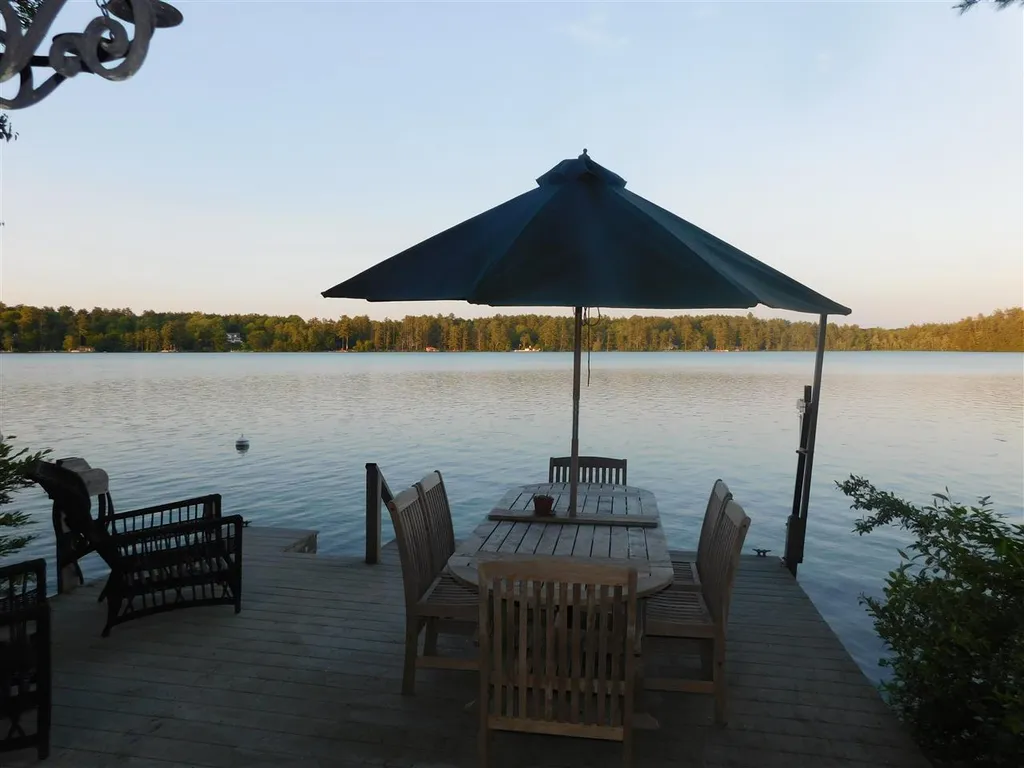 100 West Cove Road Brookfield NH 03872