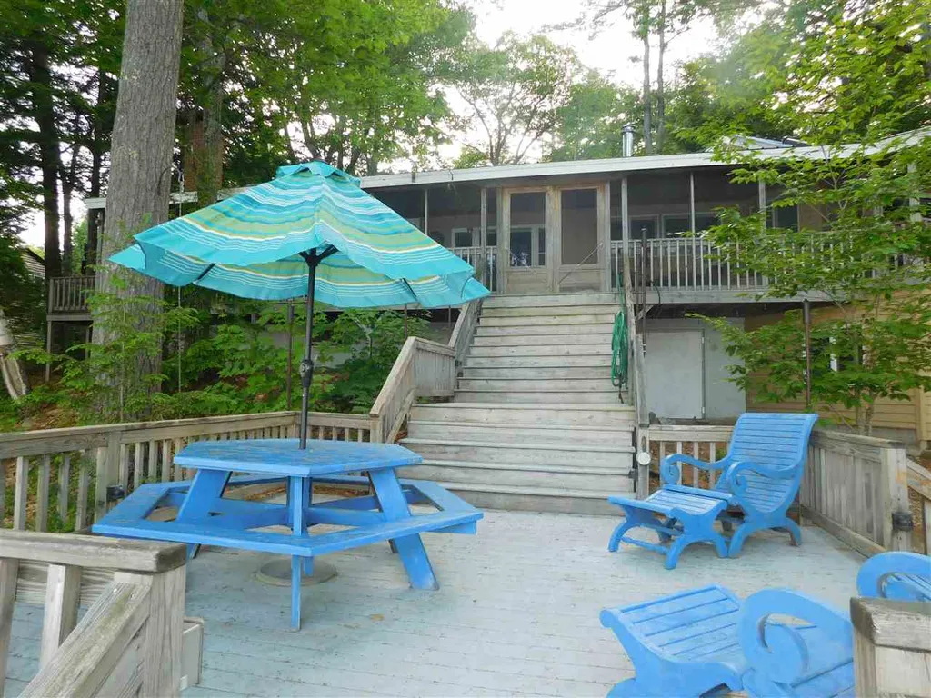 100 West Cove Road Brookfield NH 03872