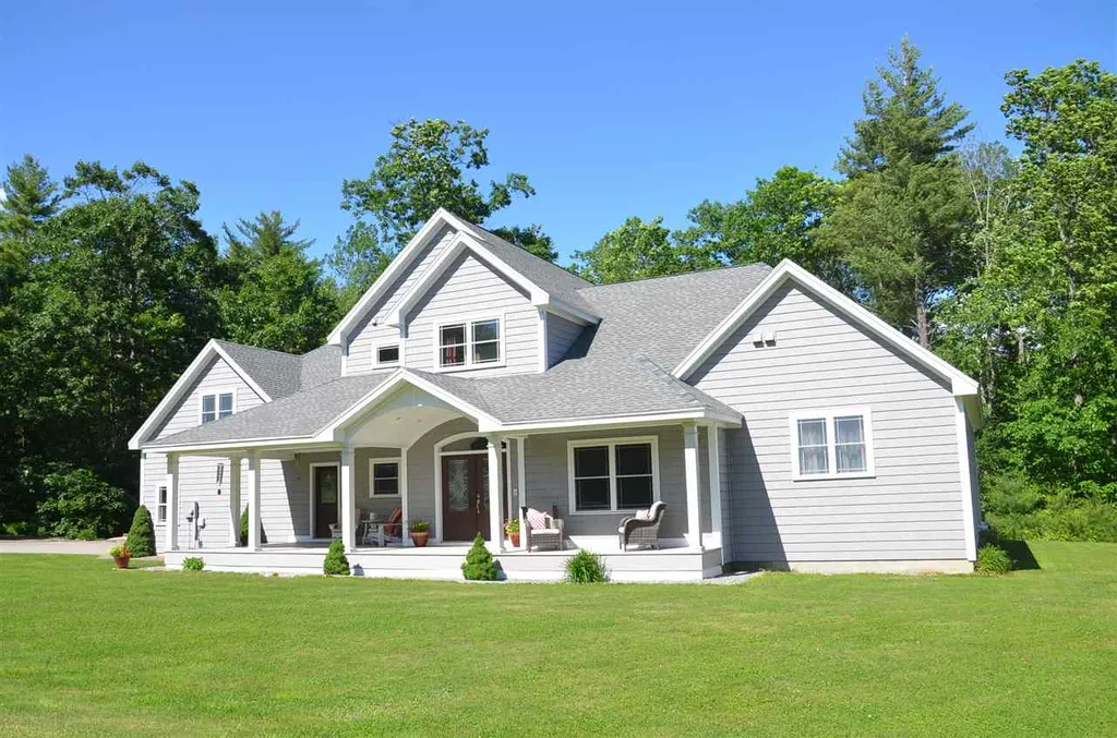 391 Turner Way Laconia NH 03246