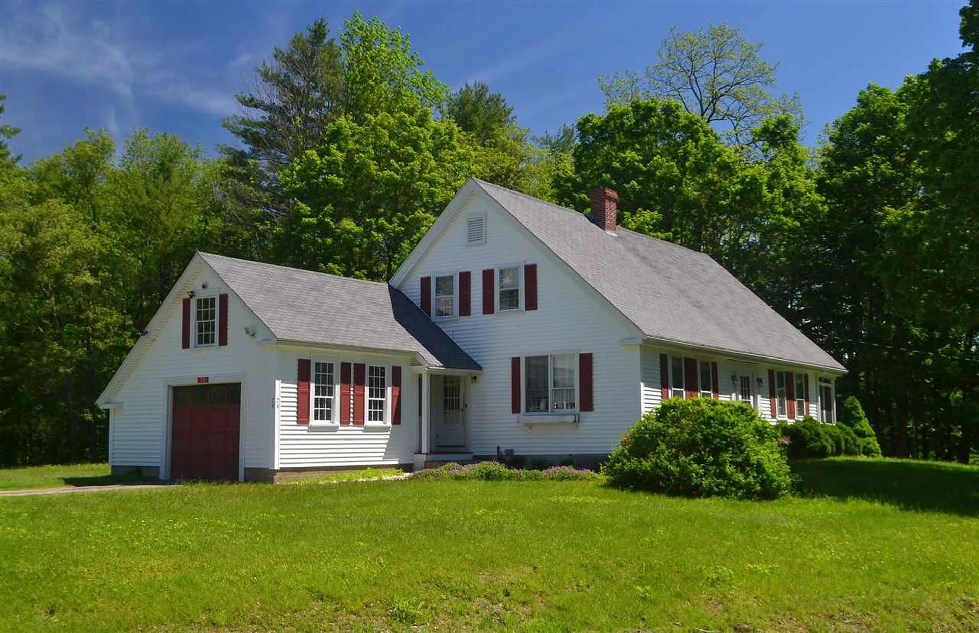 76 Groton Road Hebron NH 03241