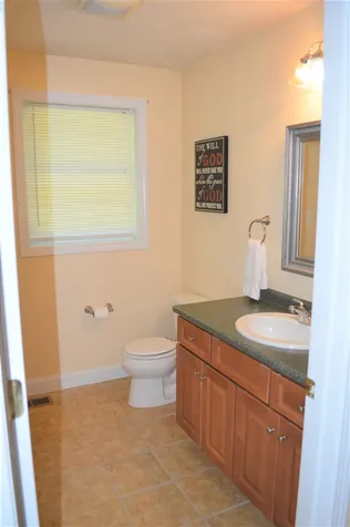 48 Hickory Lane Somersworth NH 03878