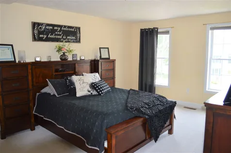 48 Hickory Lane Somersworth NH 03878