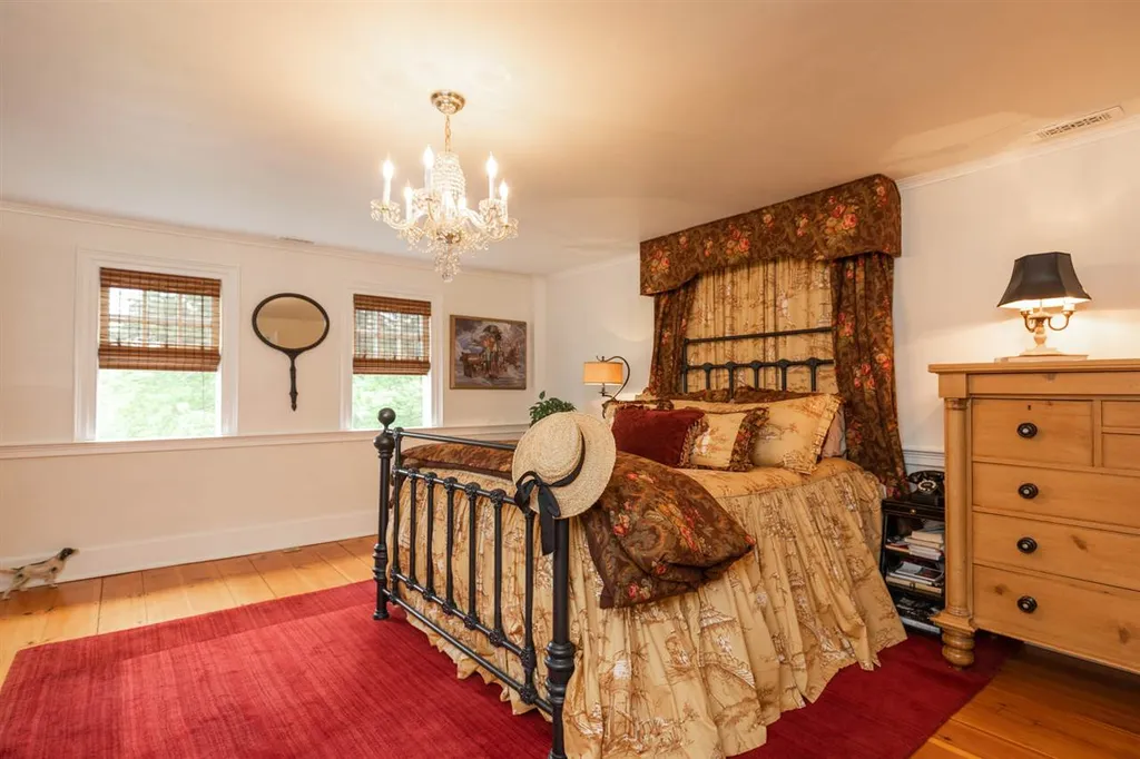 15 Dame Road Tuftonboro NH 03816