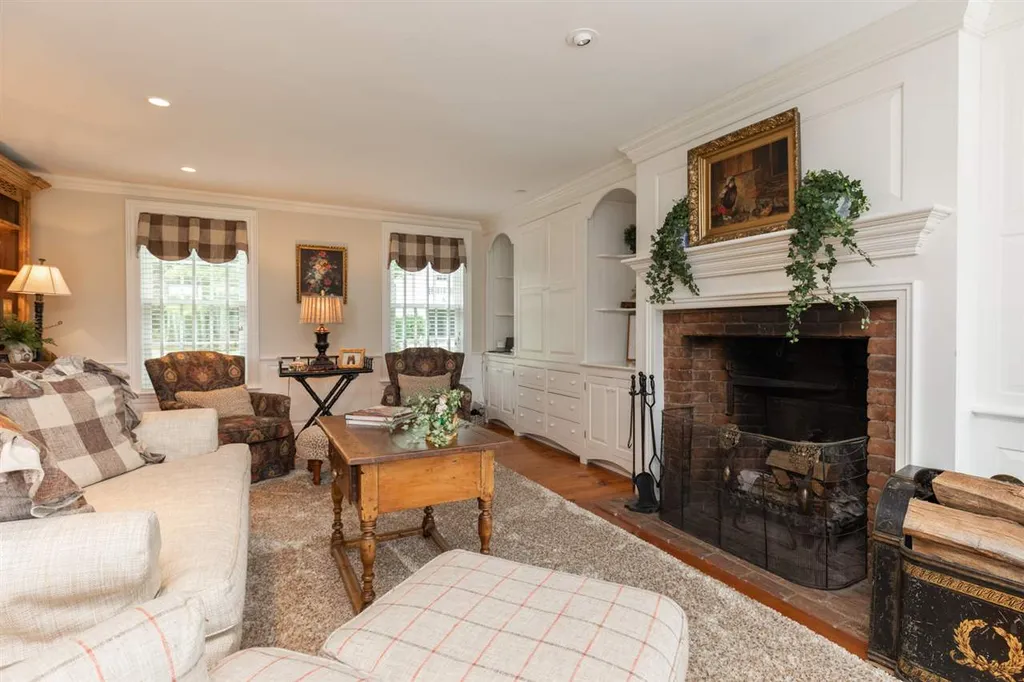 15 Dame Road Tuftonboro NH 03816