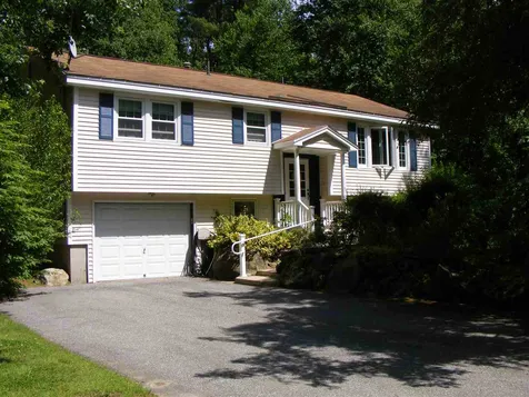 7 Winchester Drive Merrimack NH 03054