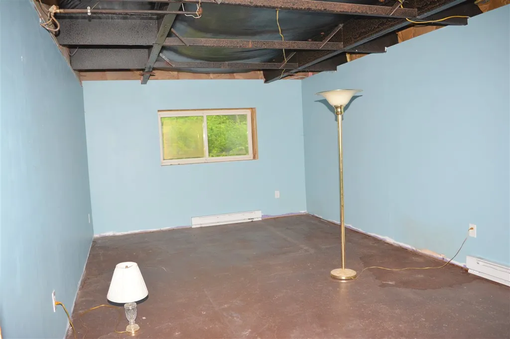 517 Miller Pond Road Grantham NH 03753