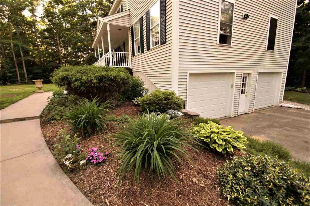 160 Beede Hill Road Fremont NH 03044
