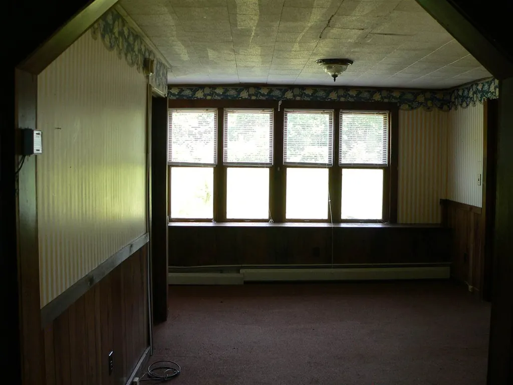33 Emerson Road Stark NH 03582