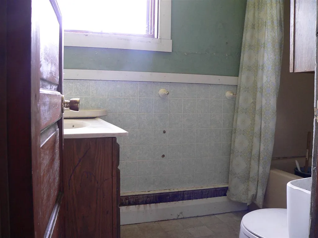 33 Emerson Road Stark NH 03582