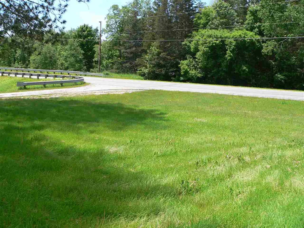 33 Emerson Road Stark NH 03582