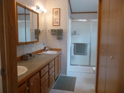 9 Timberline Drive Tilton NH 03276