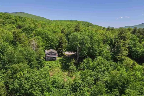 916 Sherwood Drive Mendon VT 05701