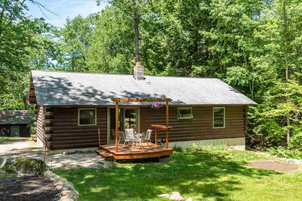 679 Berry River Road Barrington NH 03825